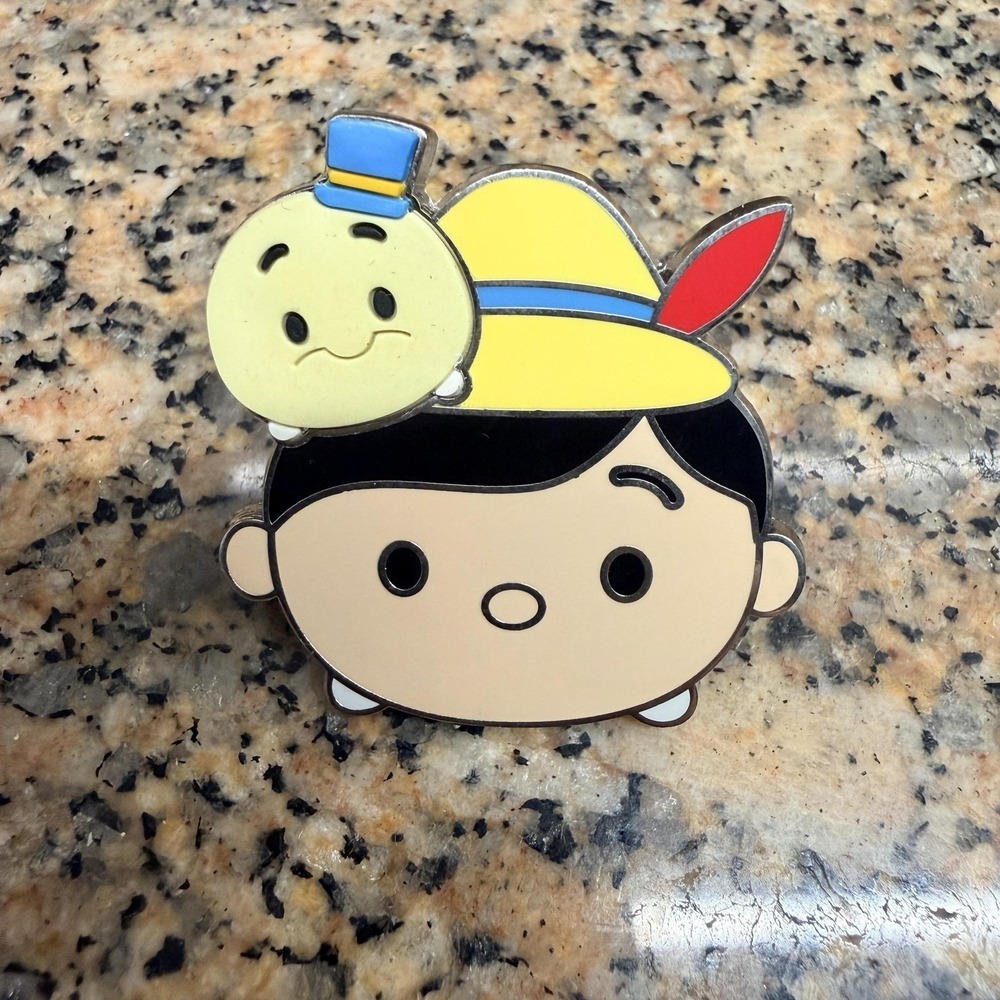 Disney‎ Parks Pinocchio Jiminy Cricket Tsum Tsum Enamel Trading Pin 2016 Design
